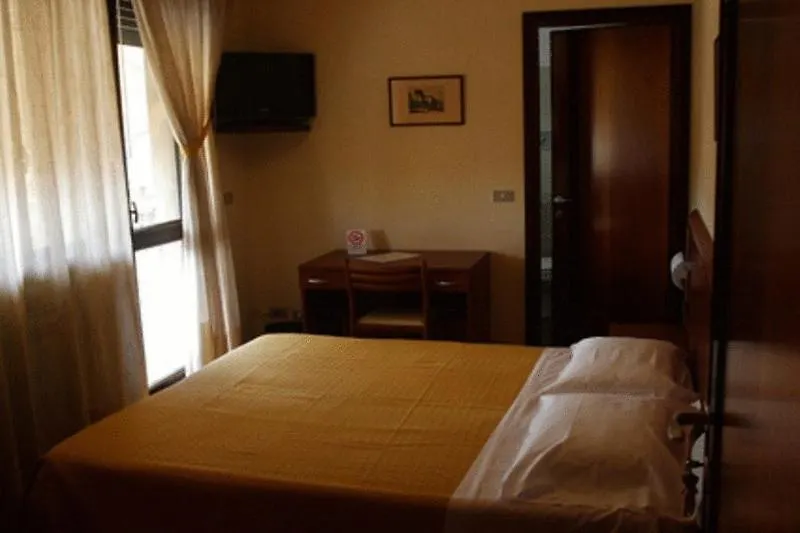 Hotel Derby Sirmione 3*,