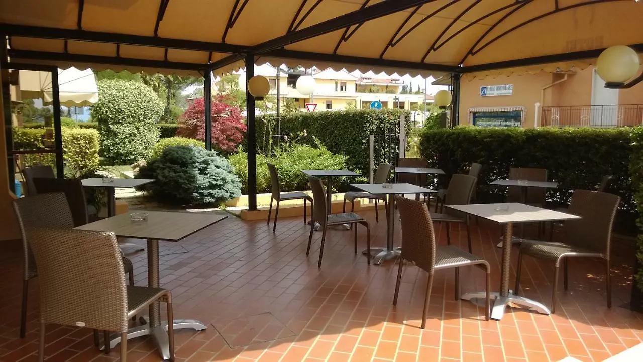 ***  Hotel Derby Sirmione Italy