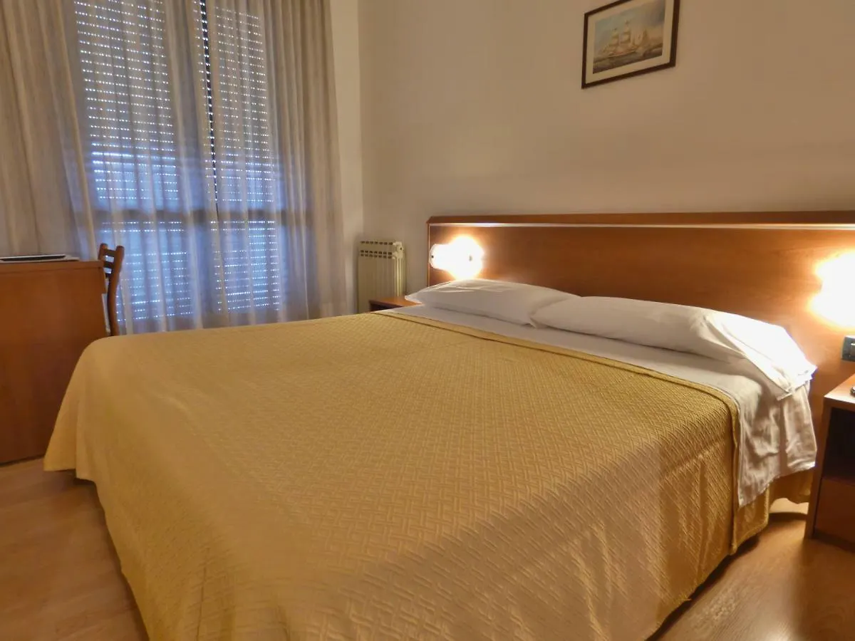 Hotel Derby Σιρμιόνε